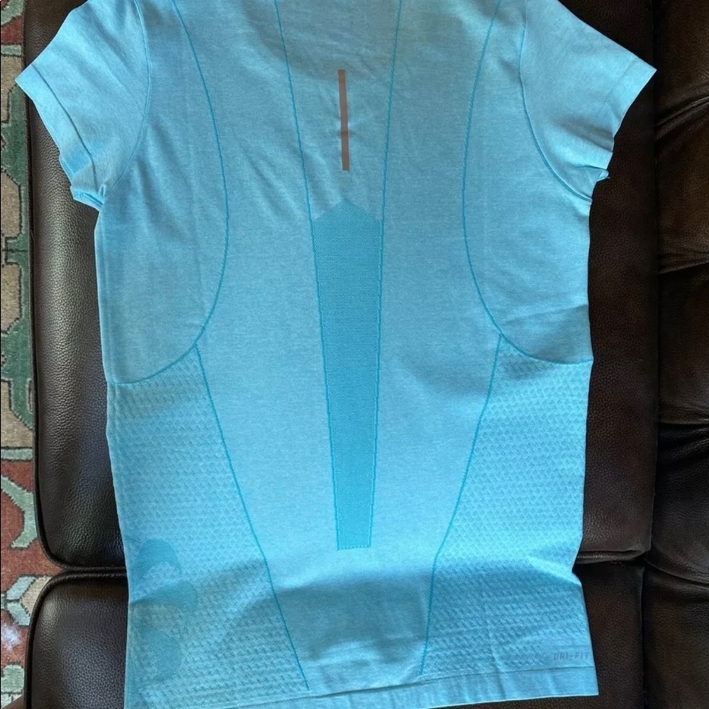 Nike Women's Dri-Fit Short Sleeve Fitted Running Top M Turquoise 520292-380 $65